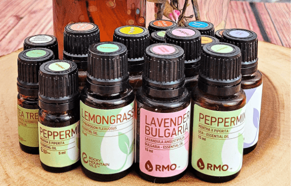 Essential oils to keep flies off dogs best sale